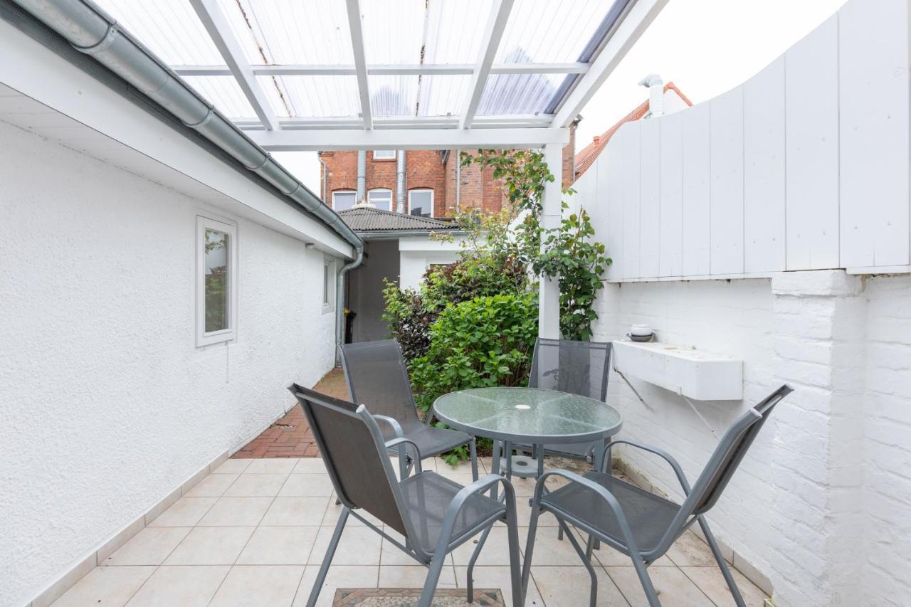 Dat Witte Huus Husum  Exterior foto